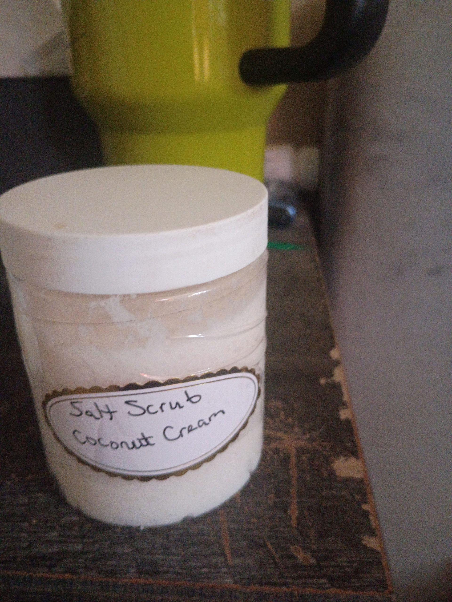 Sugar and salt scrubs - Image 2